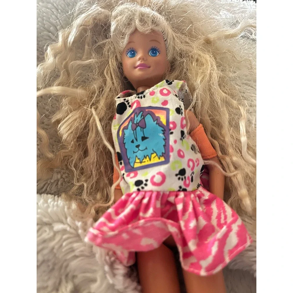 Vintage 90s Mattel‎ Barbie Doll Blonde Crimped Hair Cat Print Dress Pink Skirt